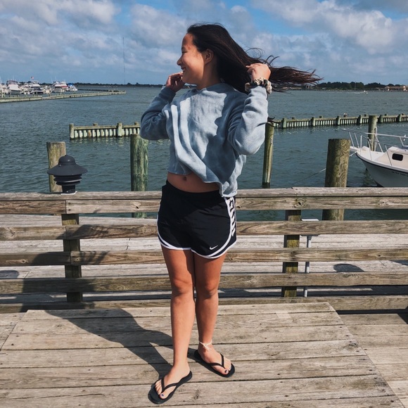 Meet your Posher, Ellie - Picture 1 of 1